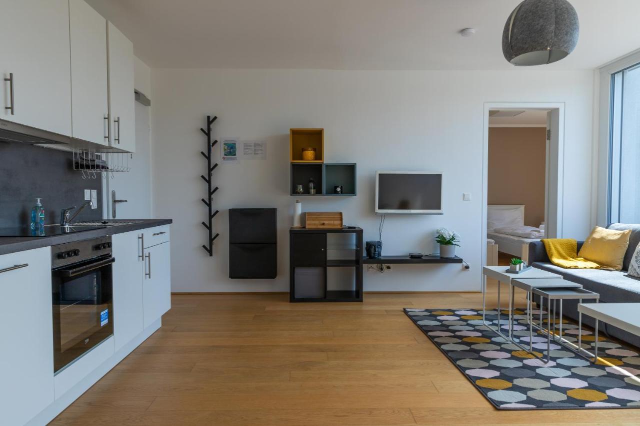 Maureen Lovely 2 Bedroom Unit With Community Pool เวียนนา ภายนอก รูปภาพ
