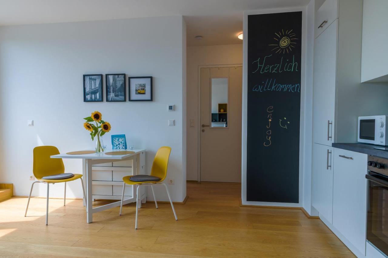 Maureen Lovely 2 Bedroom Unit With Community Pool เวียนนา ภายนอก รูปภาพ